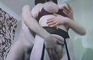 XXX Spanked અને આશરે fucked યુવાન નોકરડી