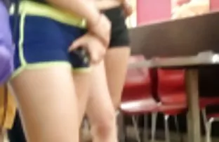 XXX અમેરિકન પોલીસ અટકાયત પછી fucked વેશ્યા મોટા બોબલા વાળી મહિલા