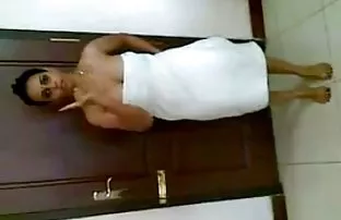 XXX એક stripper ખોલી જંગલી ઇચ્છા તેમના ડાન્સ